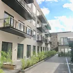 Cool 1-Bed W New Yorker Vibes And Private Terrace